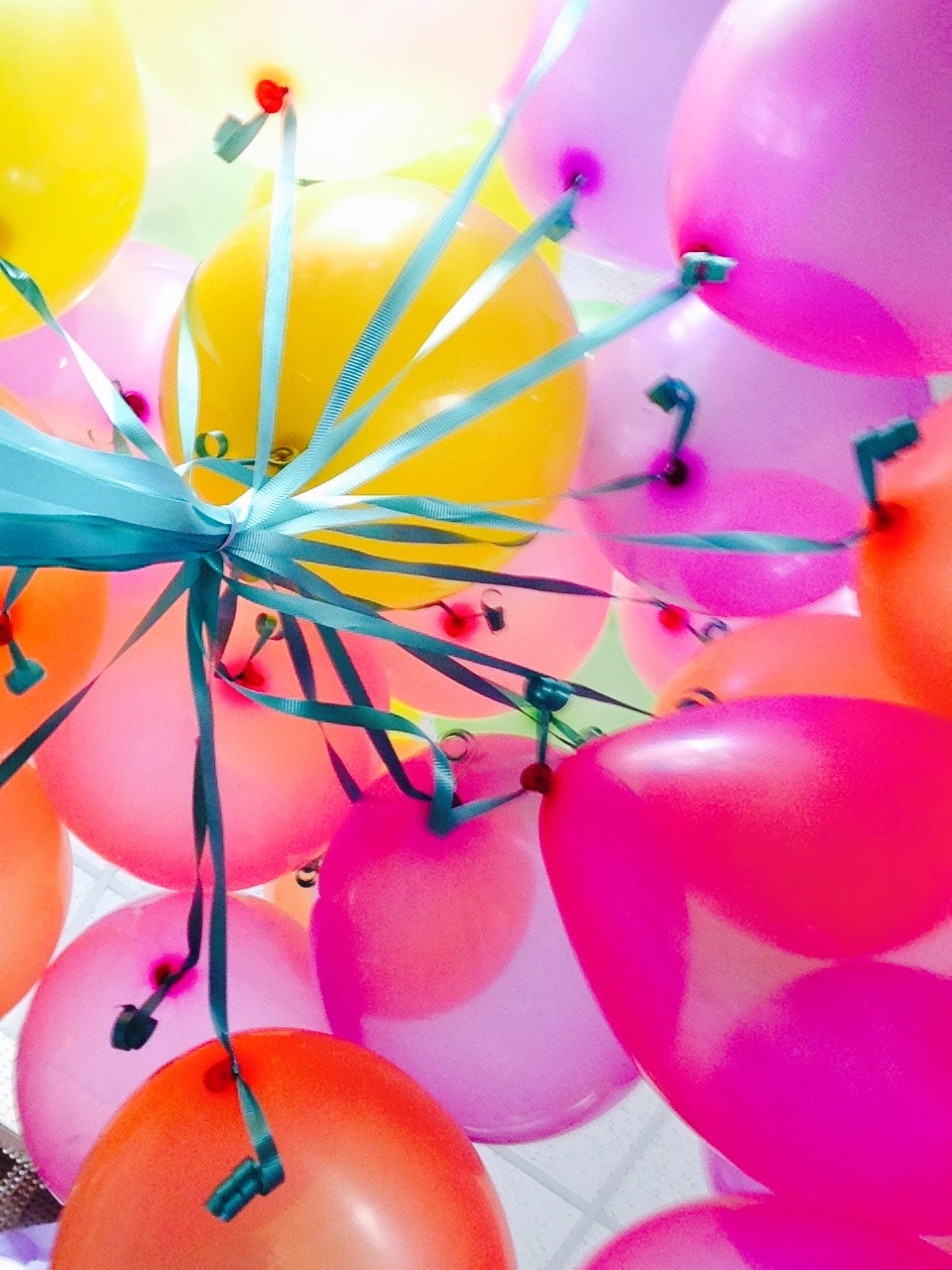 Balloon cluster arrangement